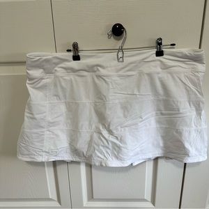 Lululemon Pace Rival Skirt (Tall) *4-way Stretch 15" Length White Size 20 EUC